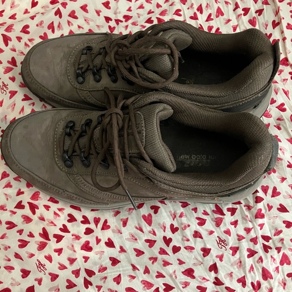 WATERPROOF New Balance Goretex shoes women 9 - Picture 15 of 15